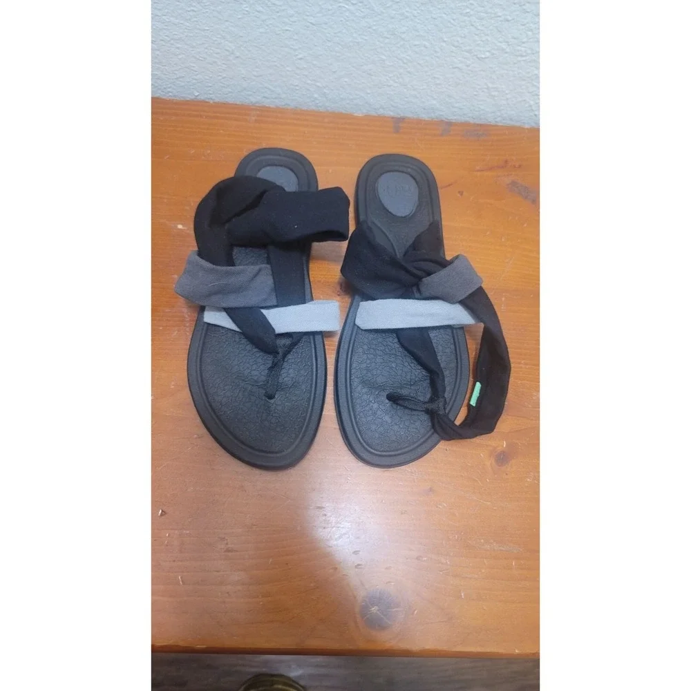 Sanuk Yoga Sling 2‎ Sandals Womens 8 Black Grey Fabric Thong Yoga Mat 1095405